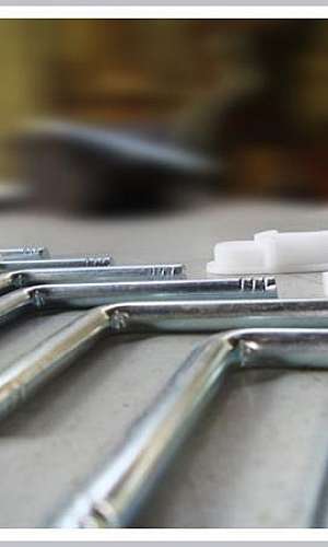 Indústria de estamparia de metais Indústria de estamparia de metais