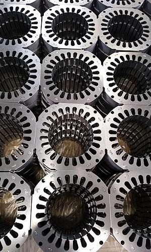 Serviços de estamparia de metais Serviços de estamparia de metais